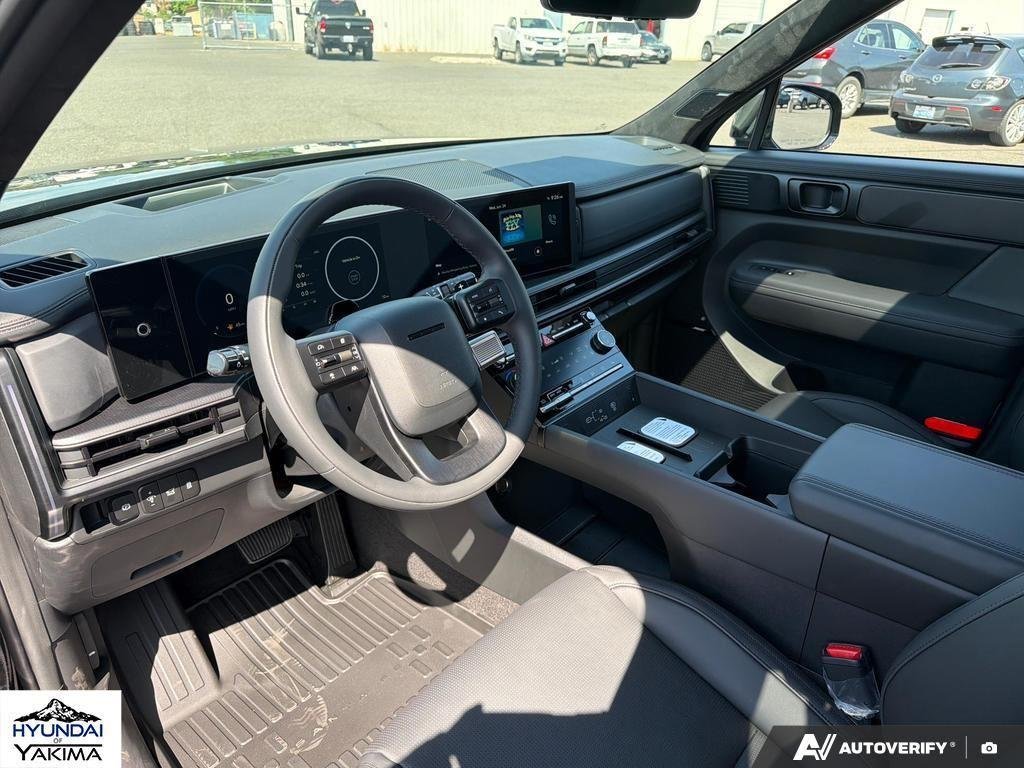 New 2026 Phantom Black Hyundai Calligraphy AWD image 13