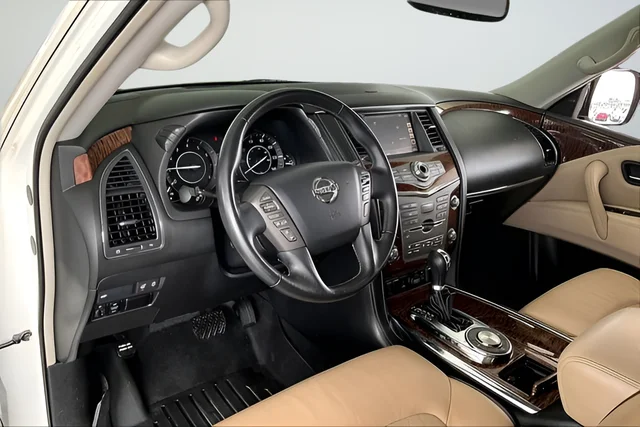 Used 2019 White Nissan SL image 14