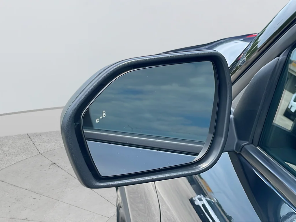 Used 2023 Blue Ford XLT image 44