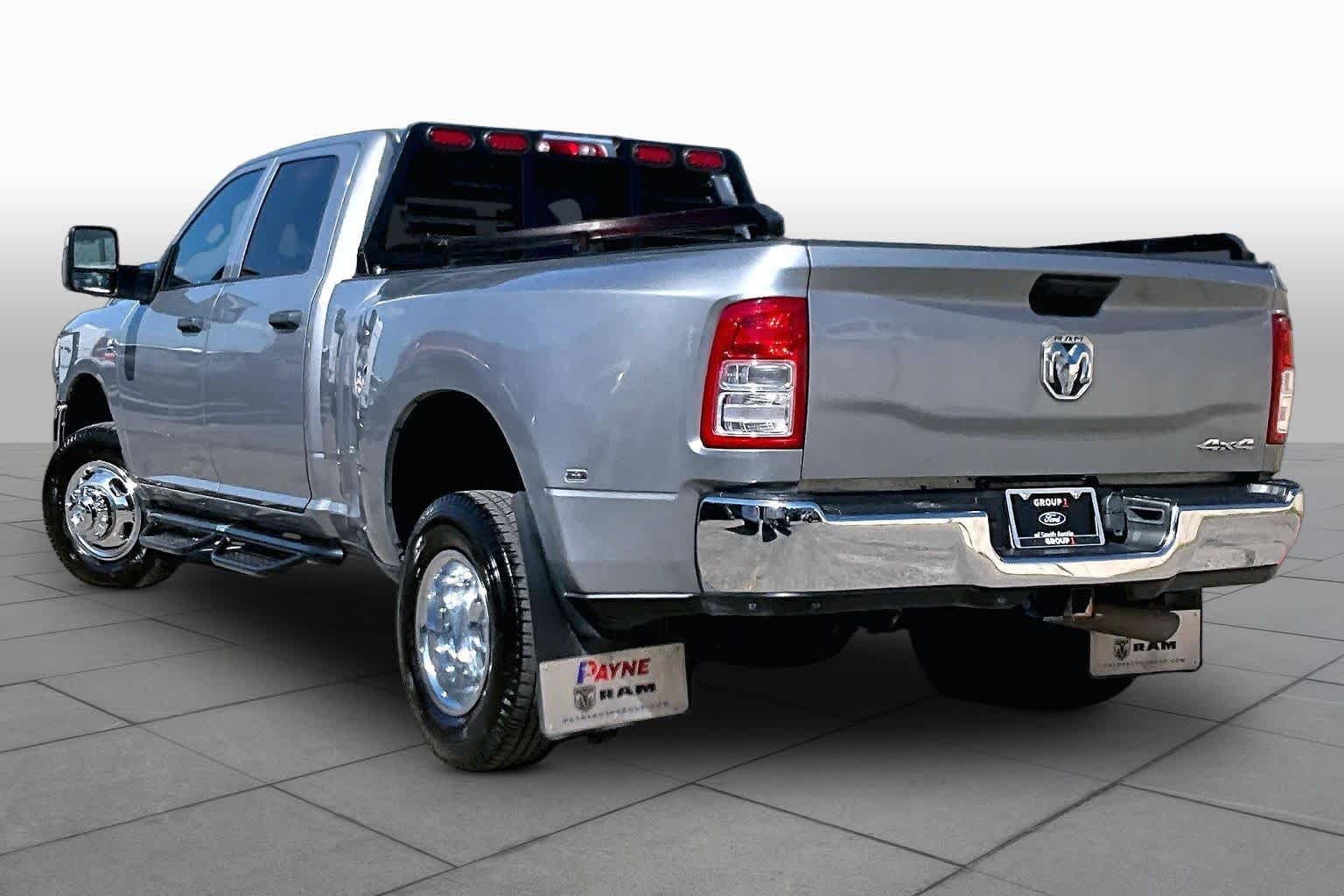 Certified Used 2023 Billet Silver Metallic Clearcoat Ram Tradesman image 6