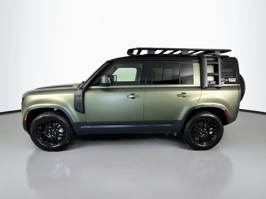 New 2026 Woolstone Green Land Rover S image 2