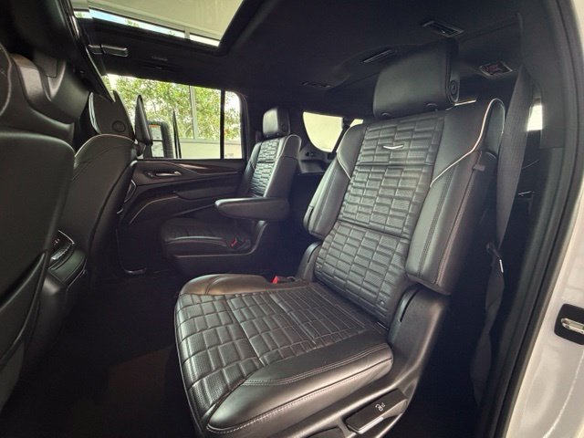 Used 2023 White Cadillac Premium Luxury Platinum image 28