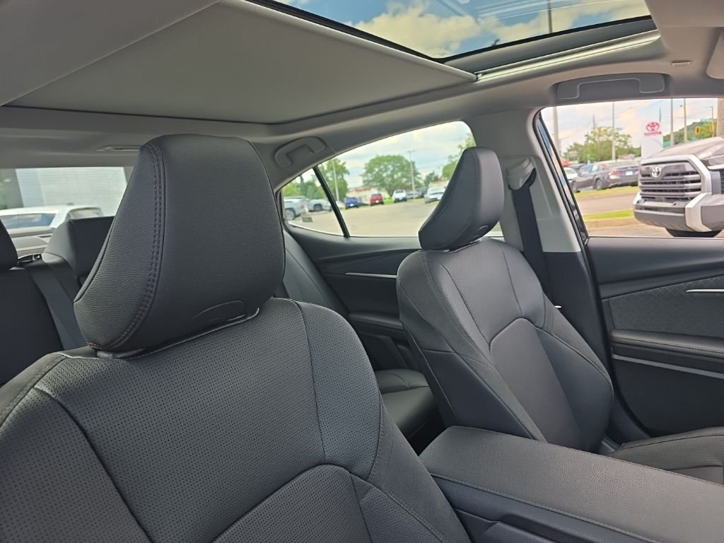 New 2026 Midnight Black Metallic Toyota XLE image 11