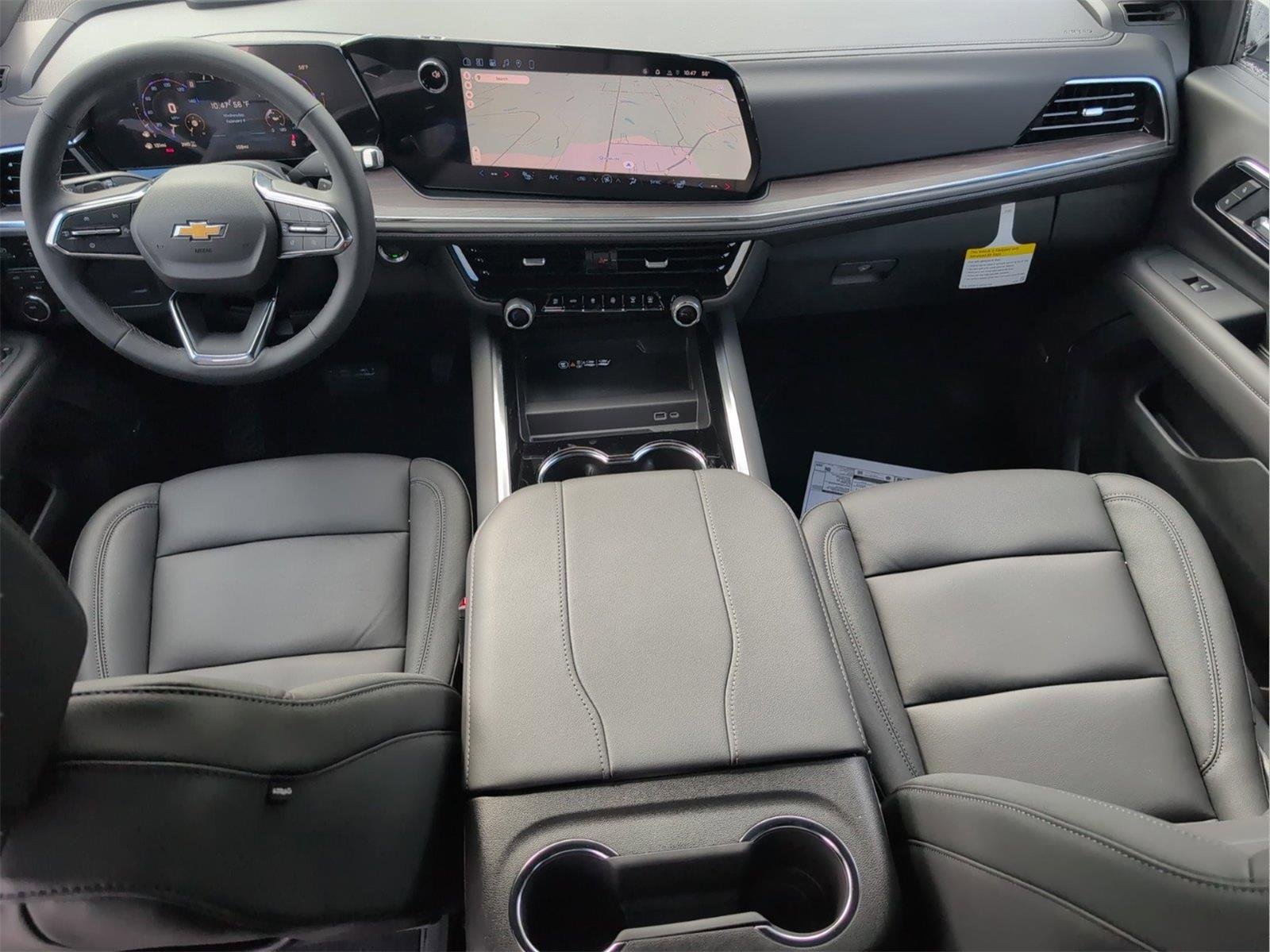 2026 Chevrolet Suburban LT - Photo 13