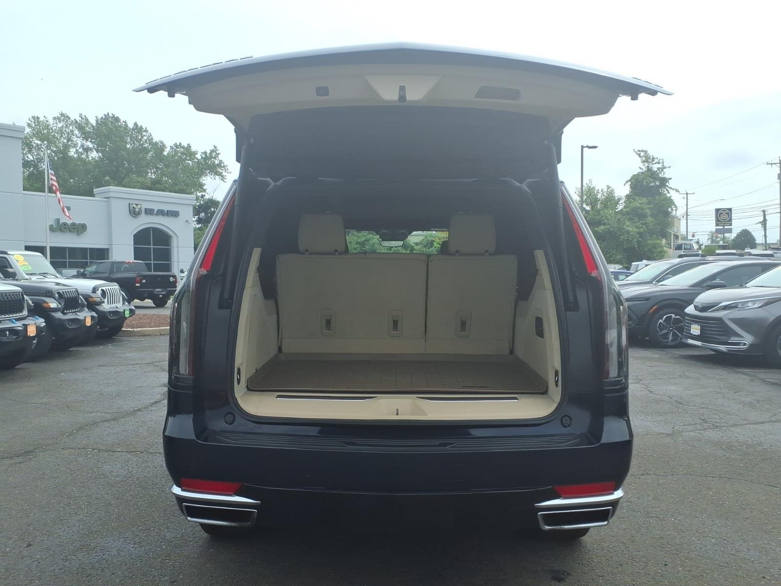 Certified Used 2023 Blue Cadillac Premium image 7
