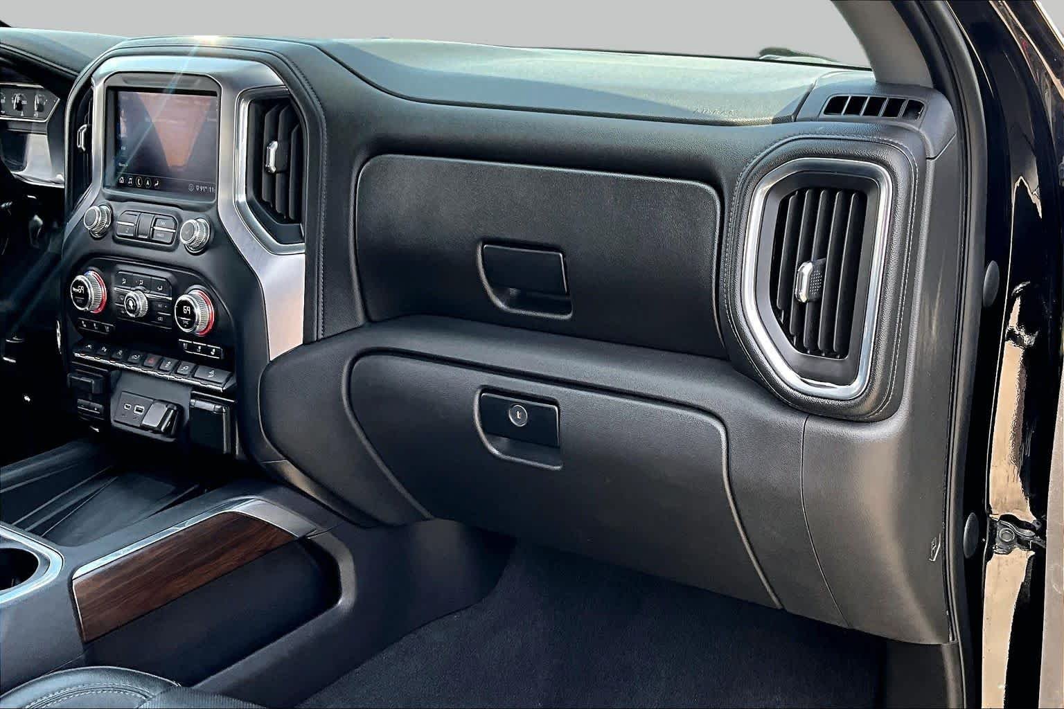 Used 2020 Onyx Black GMC SLT image 19
