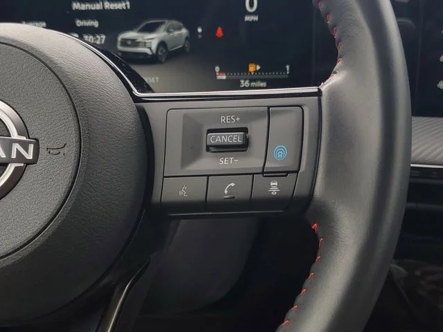 Used 2025 Brown Nissan SR image 25