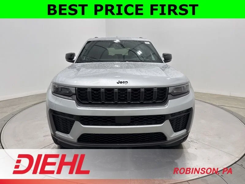 New 2026 Silver Zynith Exterior Paint Jeep Laredo image 2
