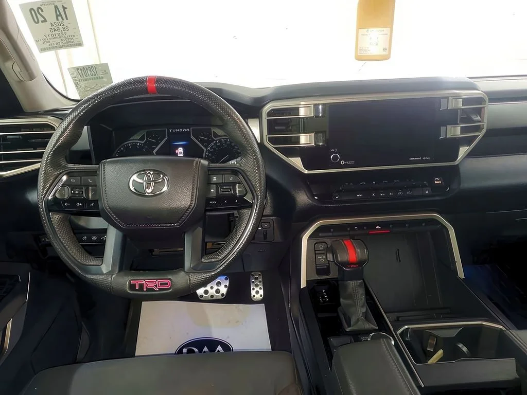 2024 Toyota Tundra SR5 - Photo 8