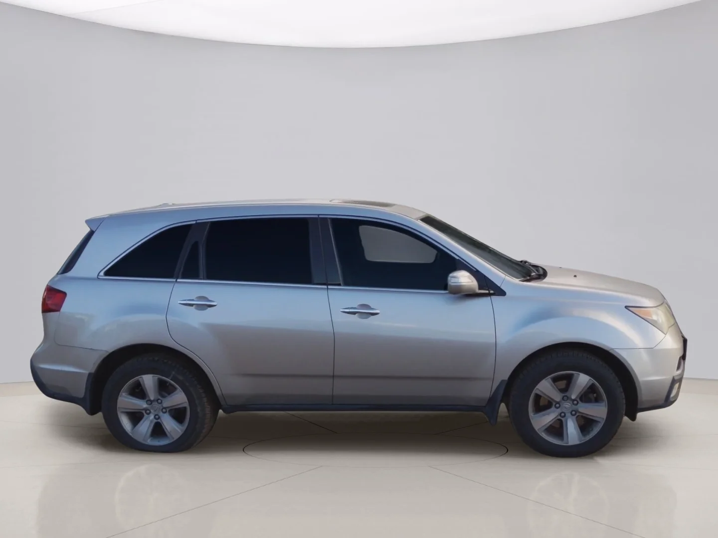 Used 2011 Silver Acura 6-SPD AT image 6