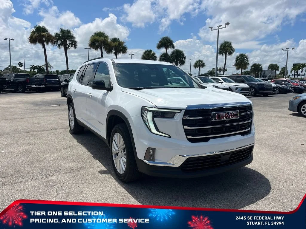 Used 2026 Summit White GMC Elevation image 3