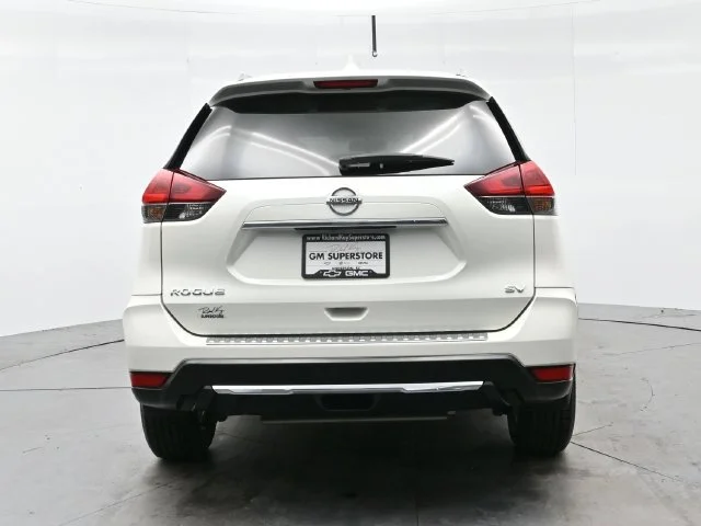 Used 2018 Pearl White Nissan SV image 6