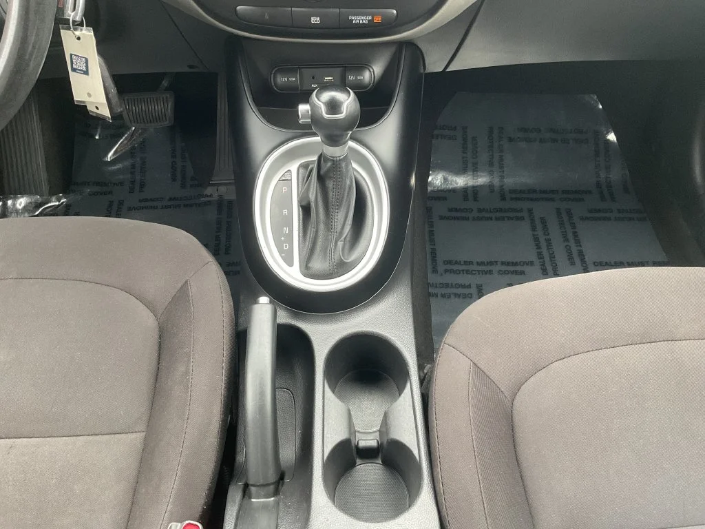 Used 2016 Black Kia Base image 25