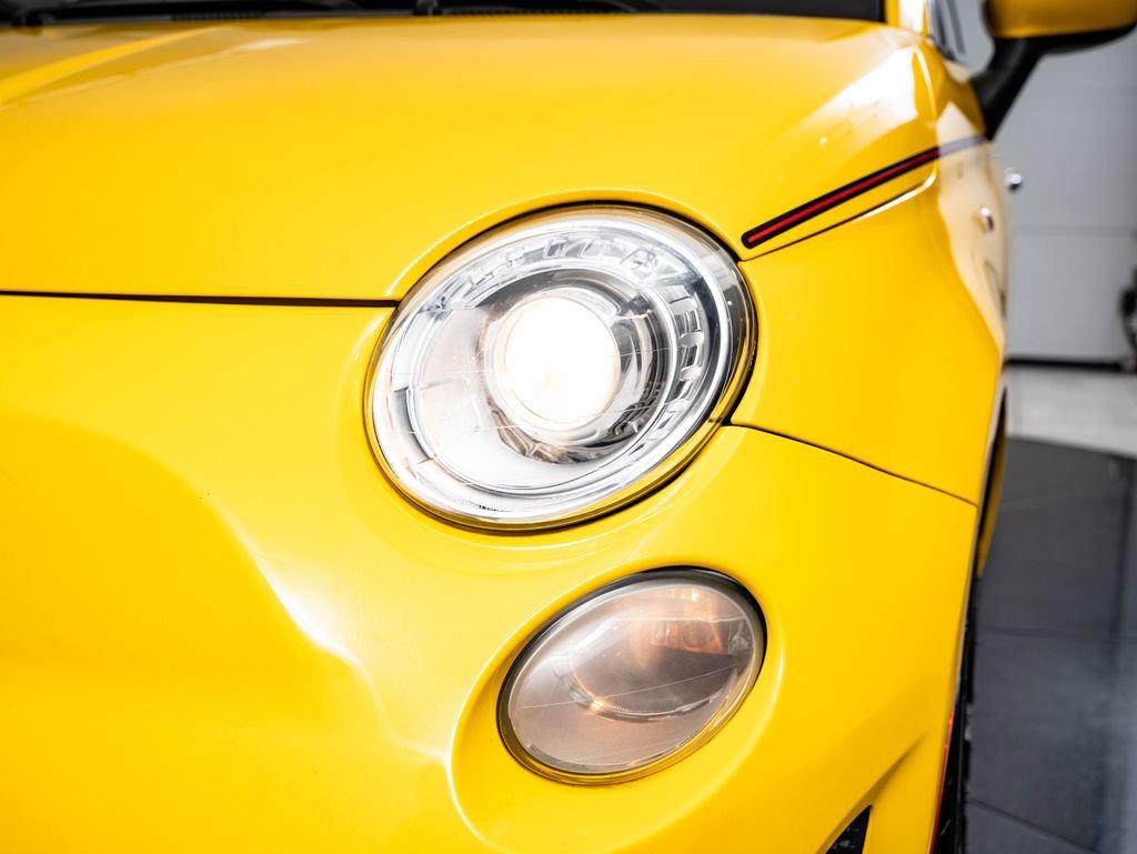 Used 2017 Giallo Moderna Perla (Pearl Yellow Tri-Coat) FIAT Abarth image 15