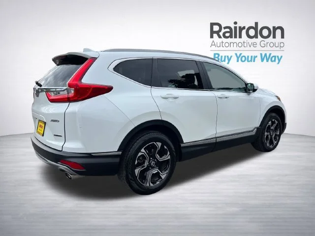 Used 2019 Platinum White Pearl Honda Touring image 7