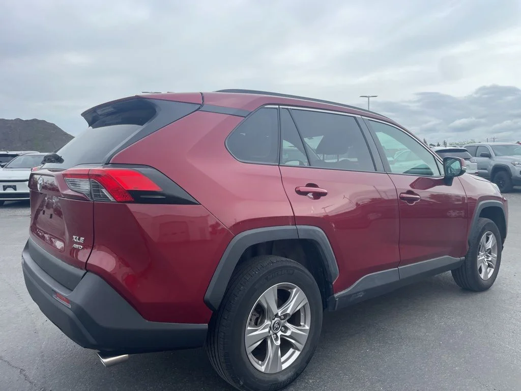 Used 2023 Red Toyota XLE image 5