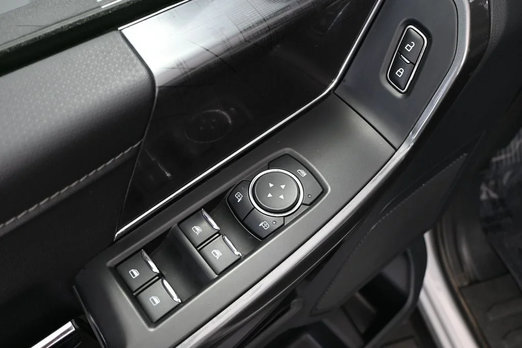 Certified Used 2023 Gray Ford XLT image 15