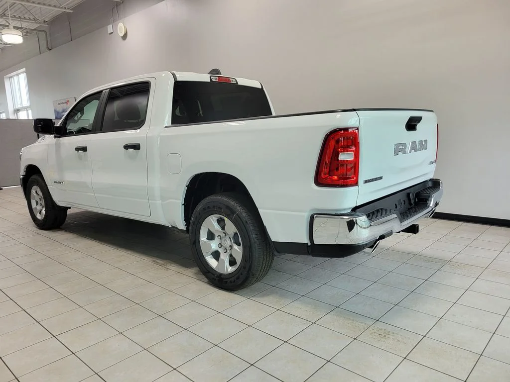New 2026 Bright White Clear-Coat Exterior Paint RAM Big Horn/Lone Star image 5
