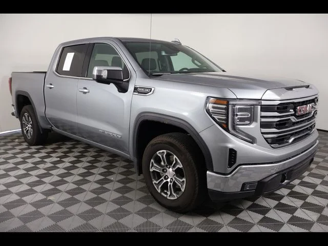 Used 2026 Silver GMC SLT image 7