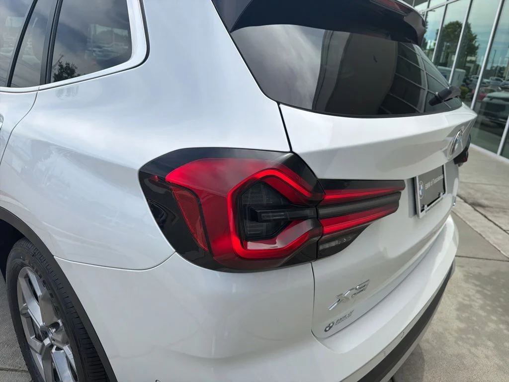 Used 2023 White BMW sDrive30i image 14