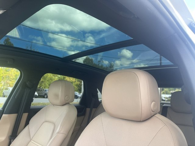 Used 2019 White Porsche E-Hybrid image 19