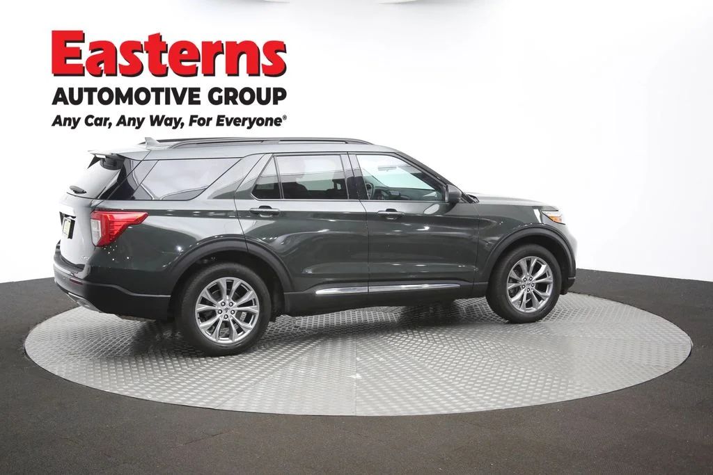 Used 2022 Green Ford XLT image 46