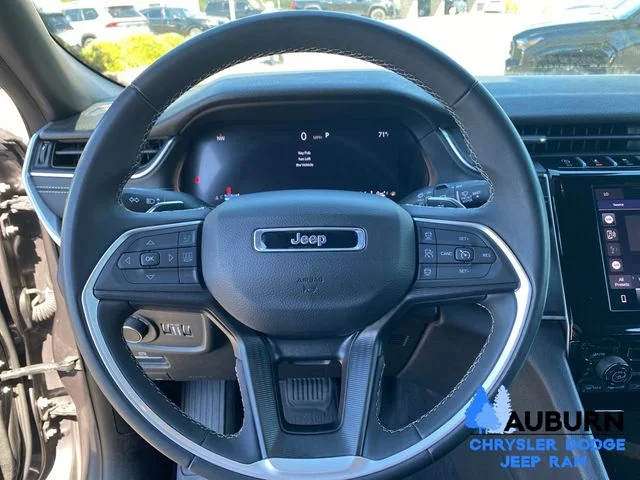 Used 2024 Gray Jeep Laredo image 35