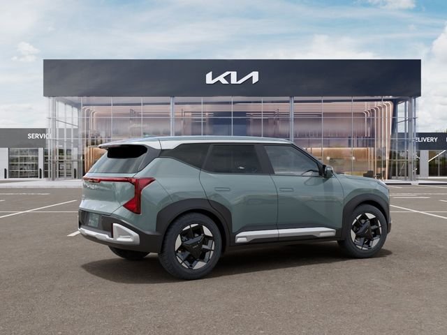 New 2027 Iceberg Green Kia S image 7
