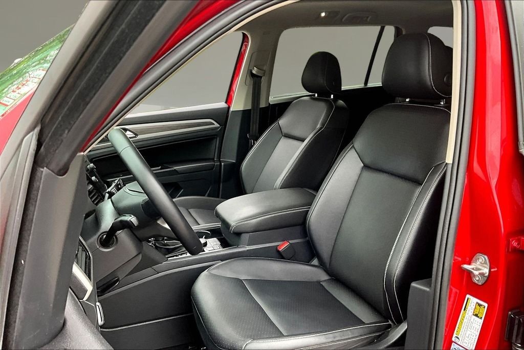 Used 2021 Red Metallic Volkswagen SEL image 20