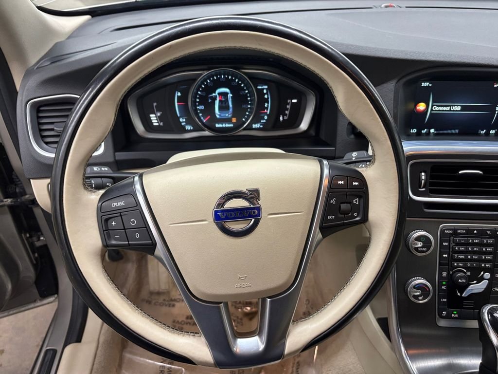 Used 2015 Seashell Metallic Volvo T5 Premier image 19