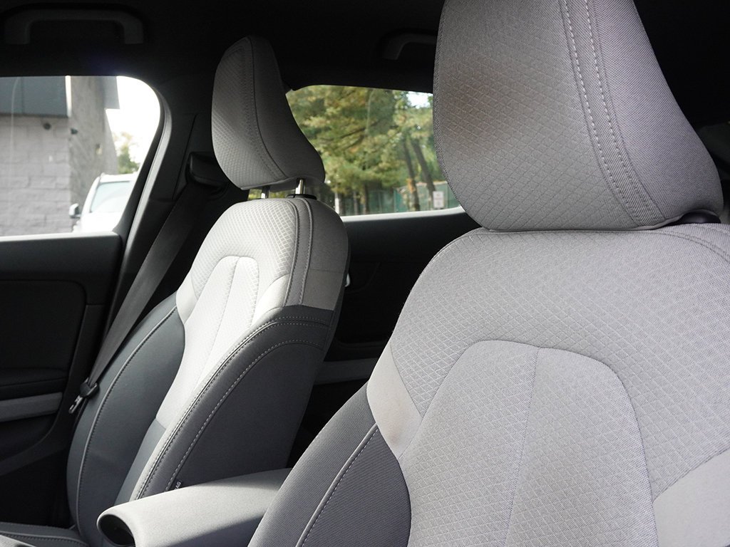 Used 2024 Blue Polestar Long Range Dual Motor image 27