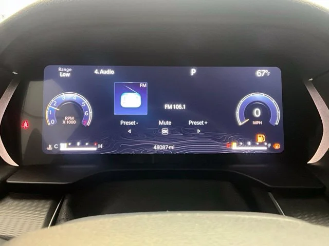 Used 2023 White Jeep Altitude image 8