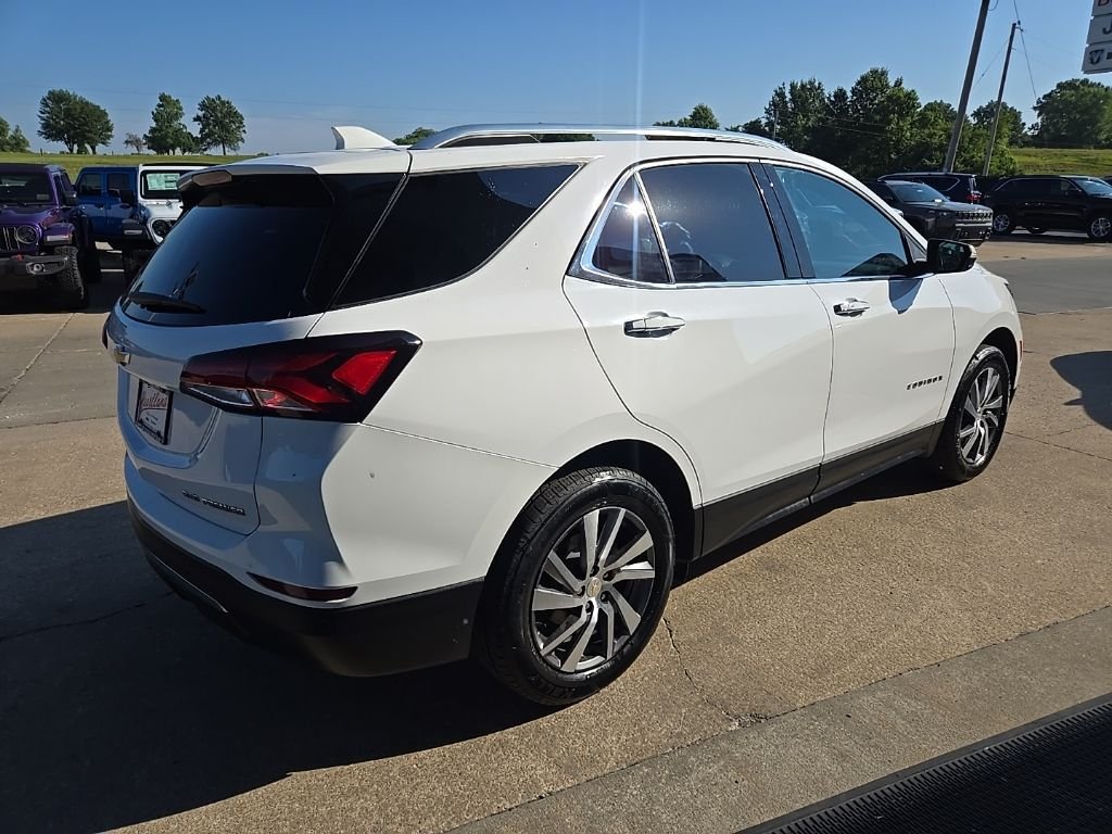 Used 2023 White Chevrolet Premier image 11