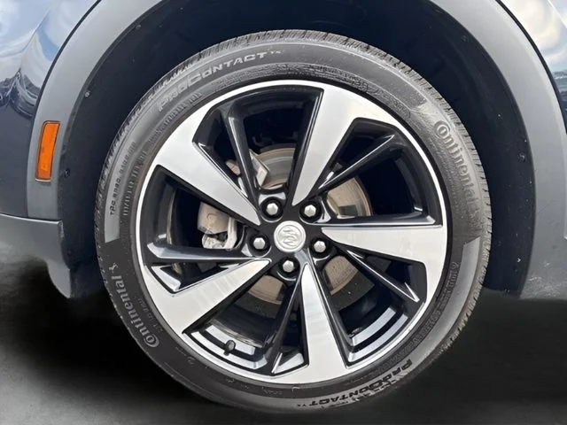 Used 2021 Blue Buick Essence image 40