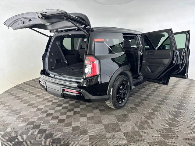 2026 Nissan Armada PRO-4X - Photo 14