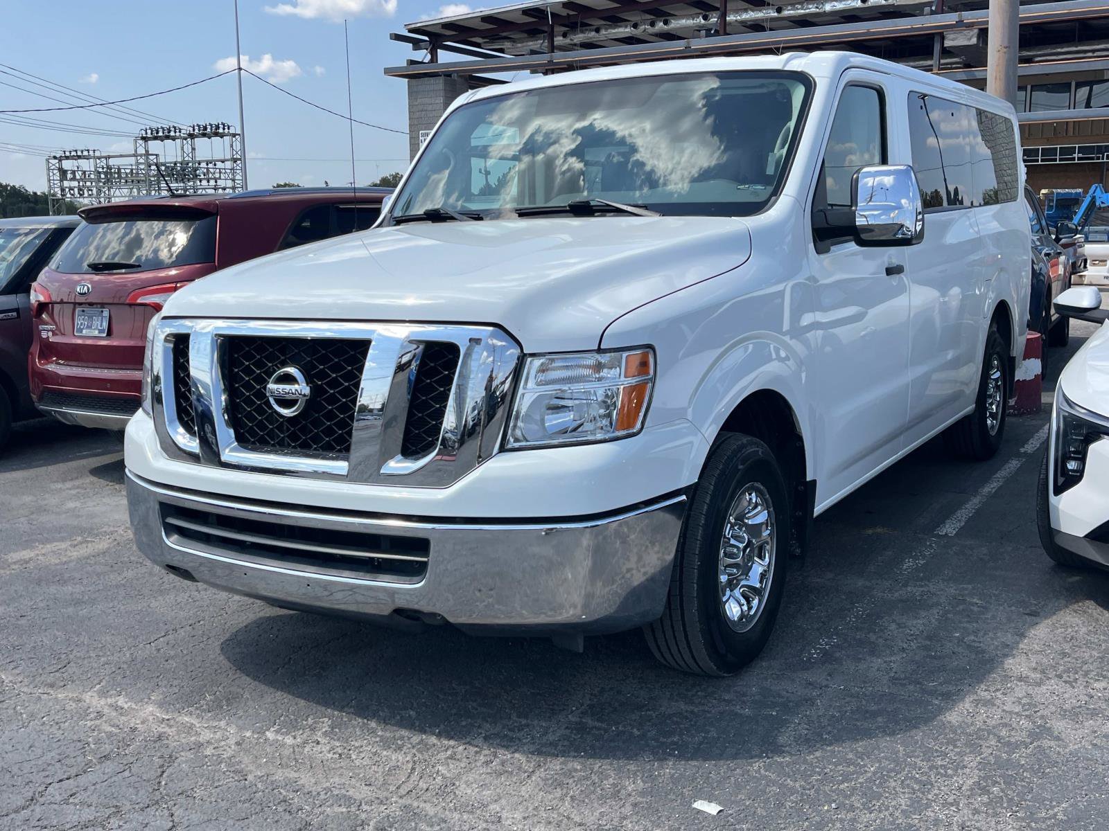 Used 2021 Glacier White Nissan NV3500 HD SV image 3