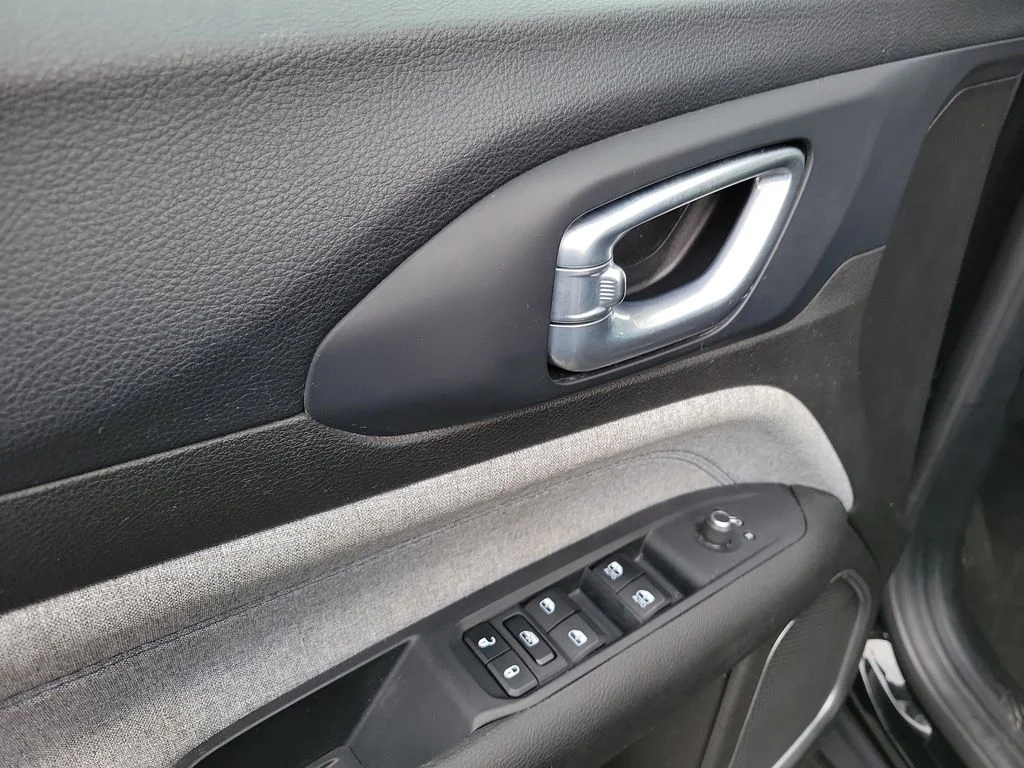 Used 2024 Black Jeep Latitude image 21