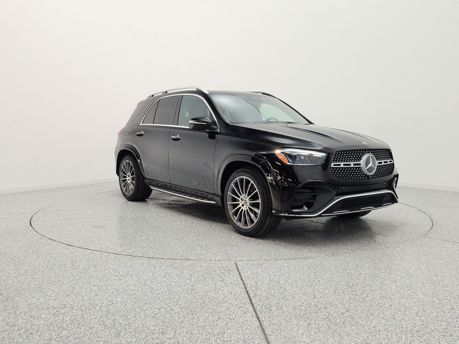 Used 2024 Black Mercedes-Benz GLE 350 4MATIC® SUV image 3