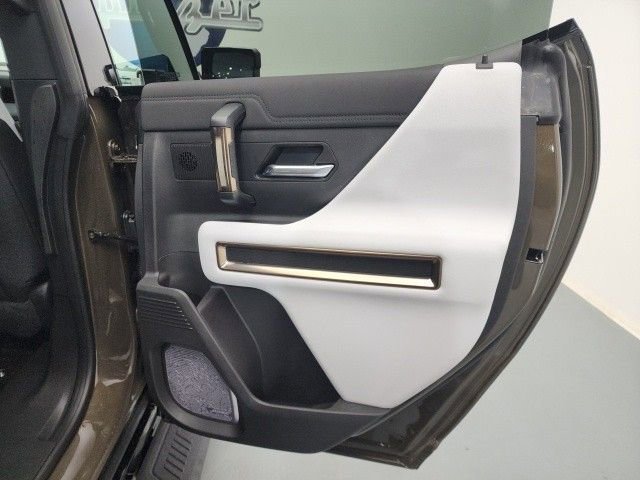 2025 GMC HUMMER EV 2X - Photo 23
