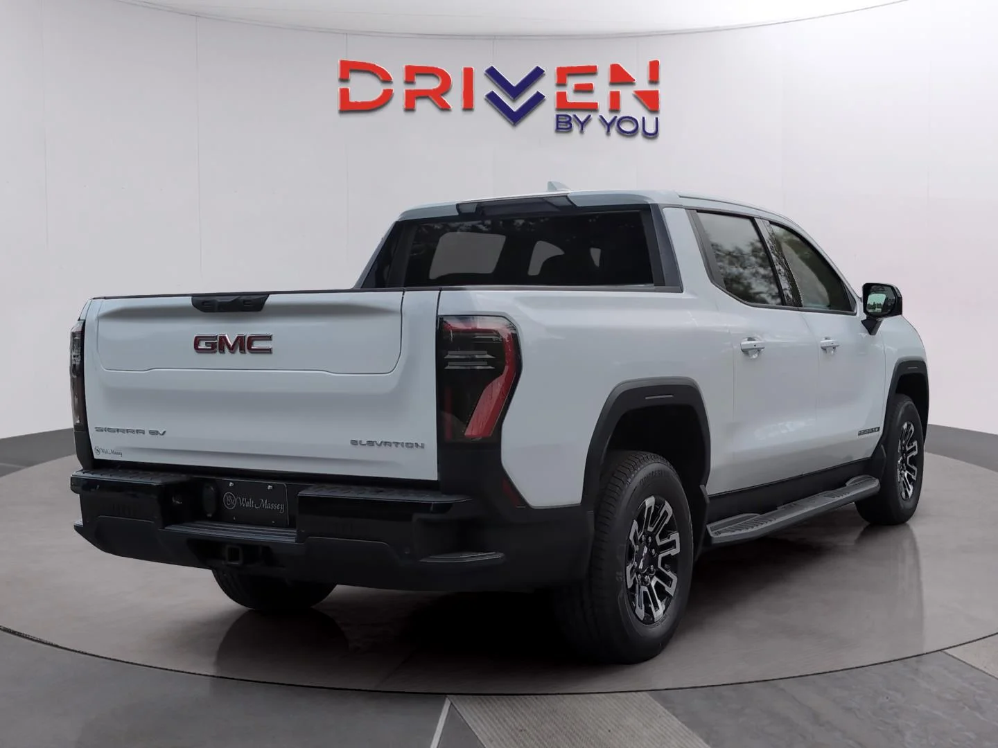 New 2026 Summit White GMC Elevation Standard Range image 6