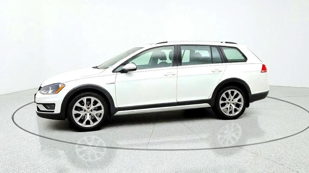 Used 2017 Pure White Volkswagen 1.8T SEL DSG image 8