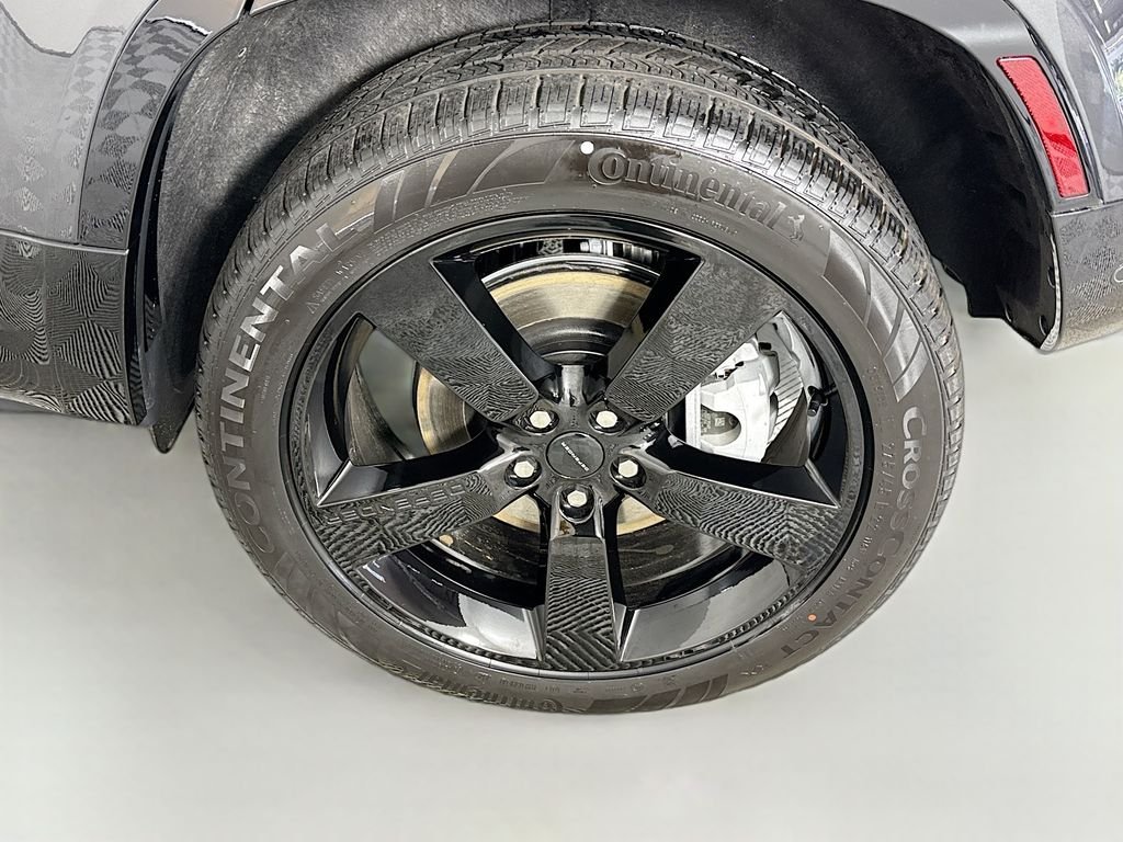 New 2026 Carpathian Grey Land Rover X-Dynamic SE image 26