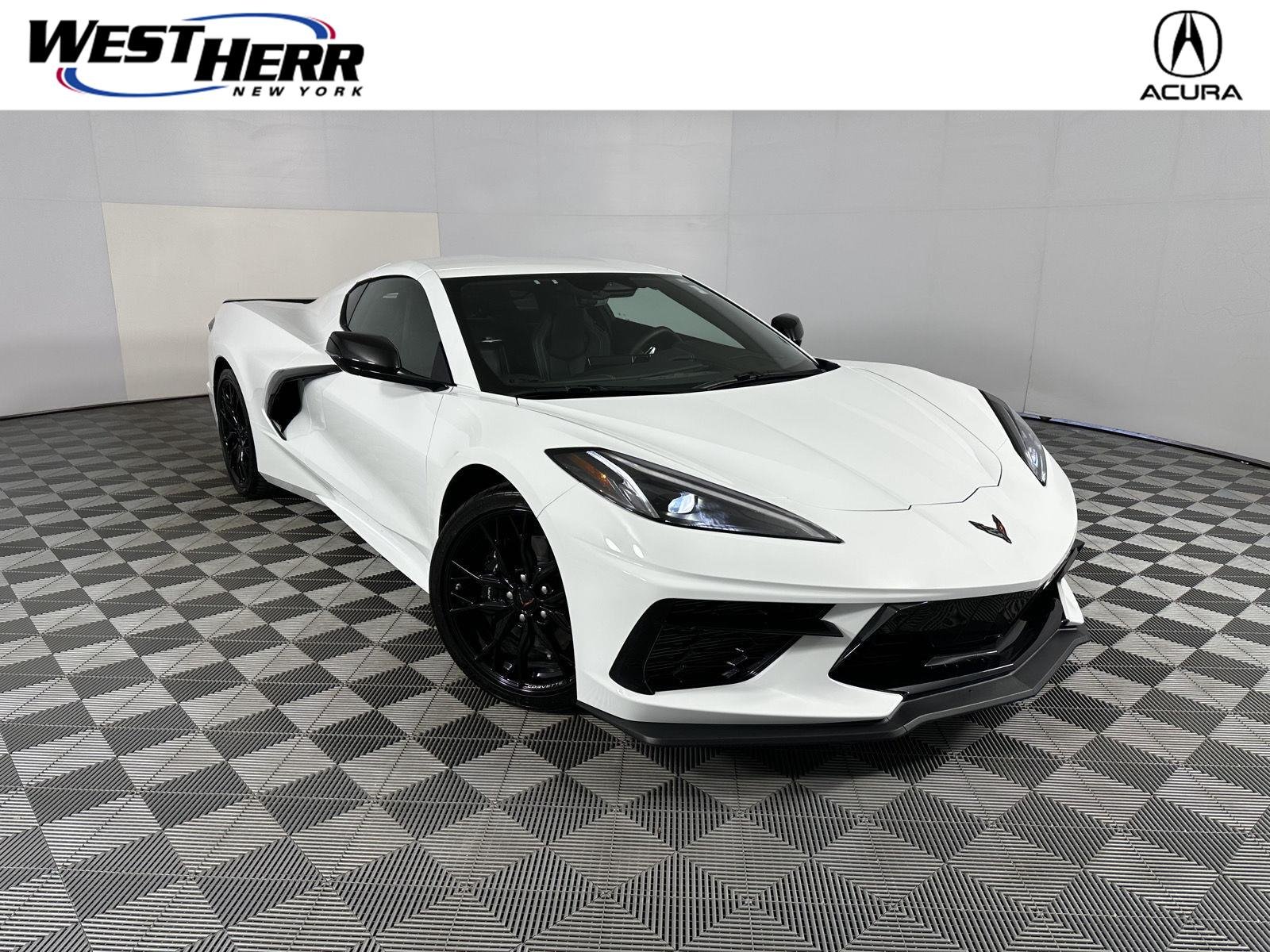 Used 2025 Arctic White Chevrolet 1LT image 1