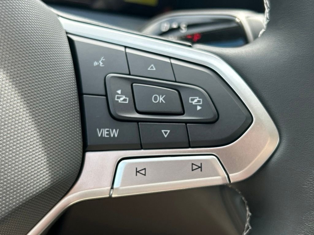 New 2026 Gray Volkswagen 2.0T SE image 28
