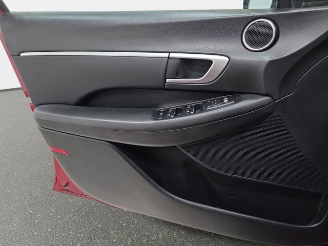 Used 2024 Red Hyundai SEL image 25
