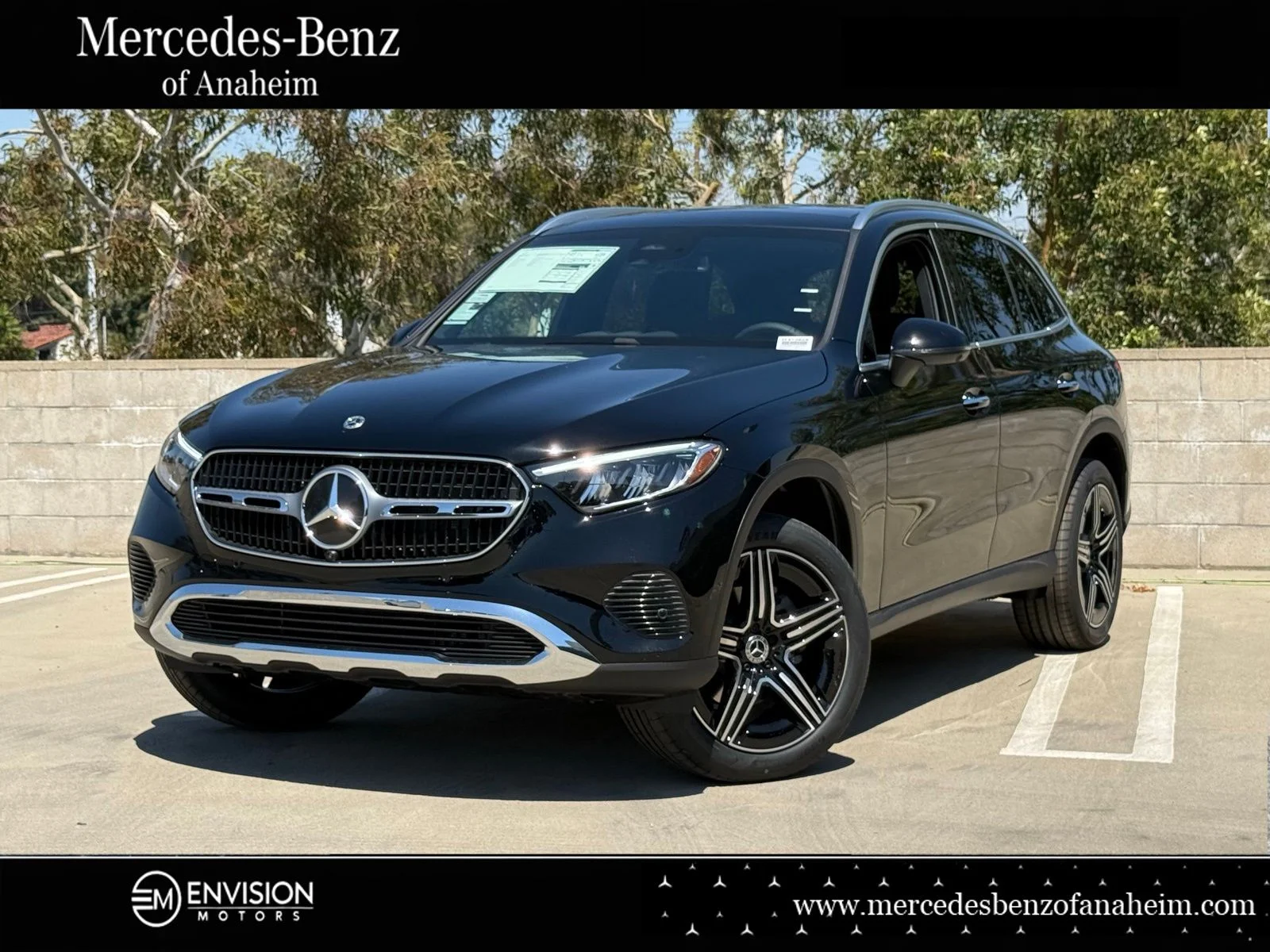 2026 Mercedes-Benz GLC GLC 300's photo