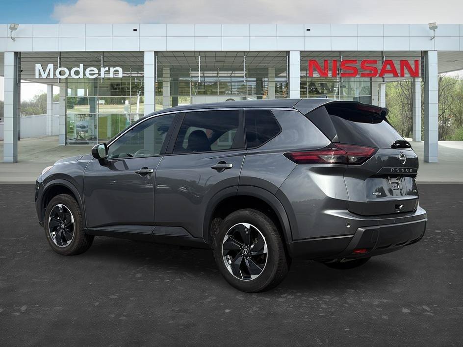 Certified Used 2025 Gun Metallic Nissan SV image 23