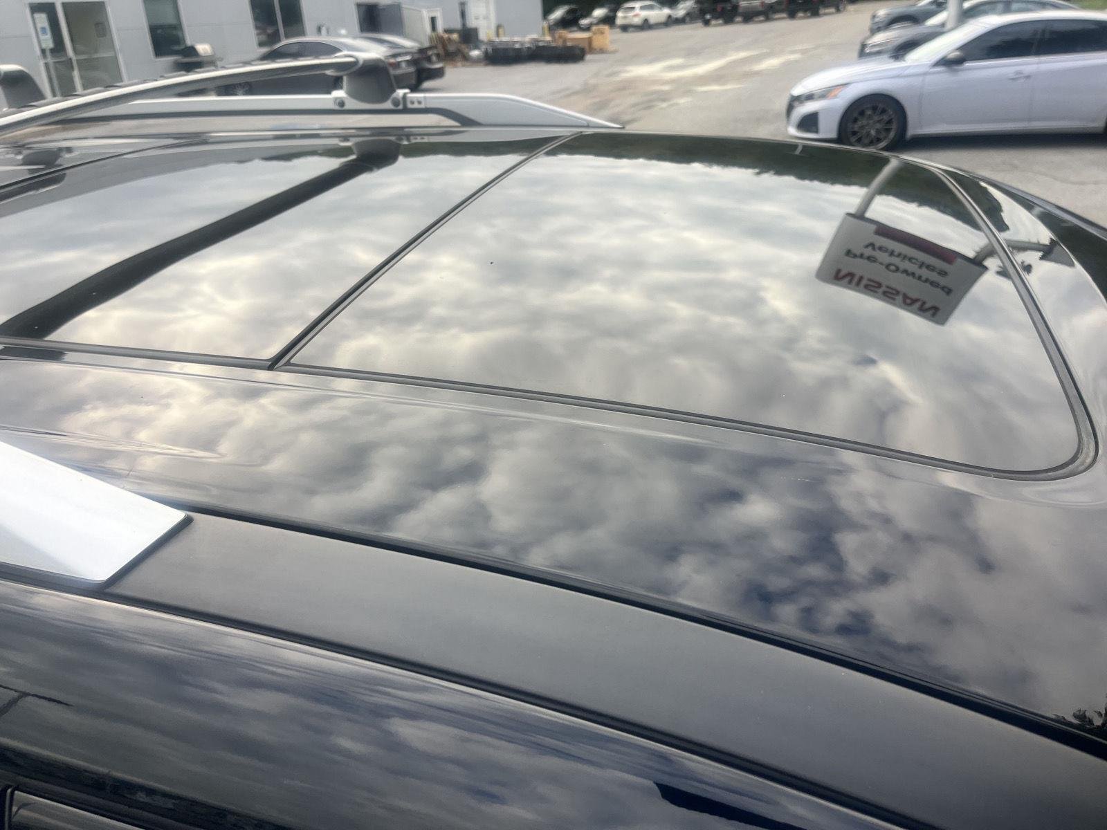 Used 2024 Super Black Nissan SL image 9