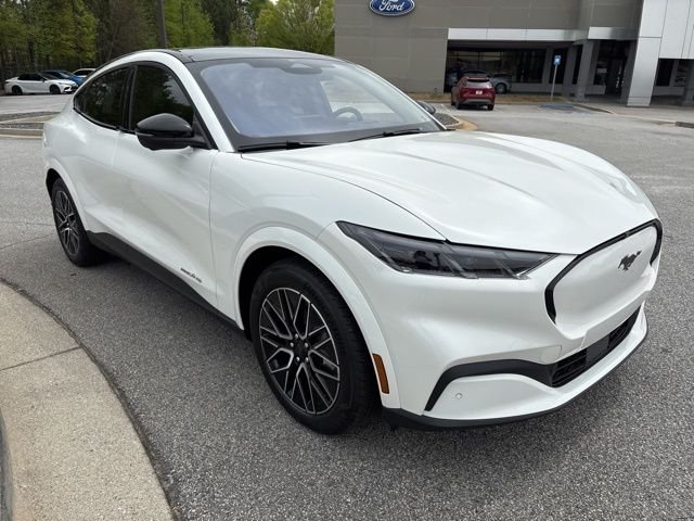 New 2026 Star White Metallic Tri-coat Ford Premium image 36