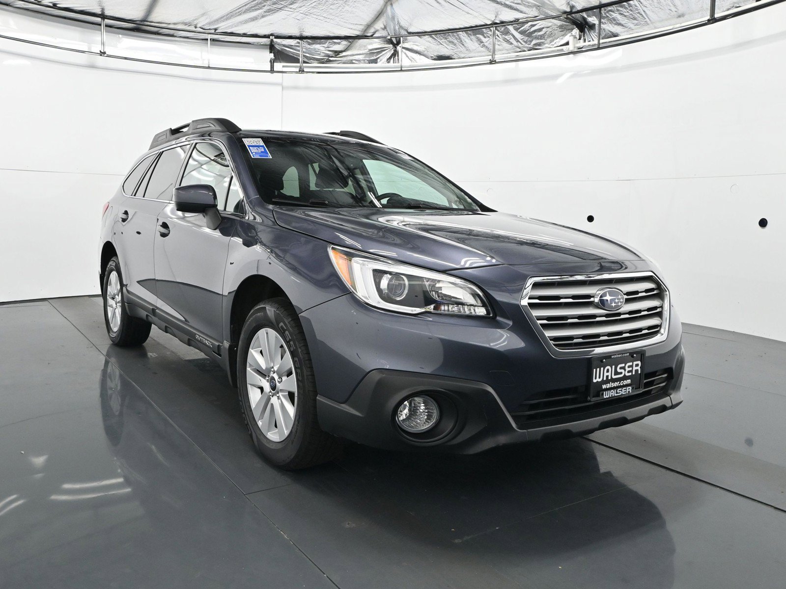 Used 2016 Carbide Gray Metallic Subaru 2.5i Premium image 11